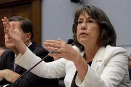 Cựu giám đốc của FDIC Sheila Bair (ảnh: Yahoo Finance) 