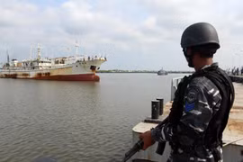 Tàu cá Trung Quốc bị Indonesia bắt giữ