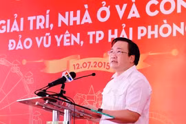 Phó Thủ tướng Hoàng Trung Hải phát biểu tại lễ khởi công.