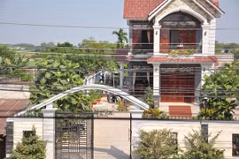 Căn nhà ông Bí thư huyện ủy bị trộm đột nhập