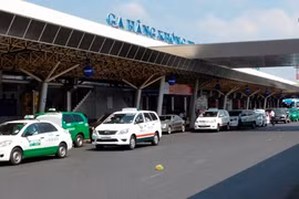 Sân bay Tân Sơn Nhất đang bị mang nhiều tiếng xấu