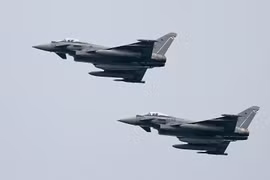 Chiến đấu cơ Eurofighter của NATO