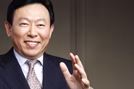 Chủ tịch tập đoàn Lotte Shin Dong-bin. Ảnh: Newsworld