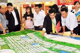 Môi giới địa ốc đang xuất hiện nhiều nhân sự từ các ngành: tài chính ngân hàng, bảo hiểm, công nghệ viễn thông, kiến trúc dịch chuyển sang vì hoa hồng cao