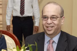 Ông Russel