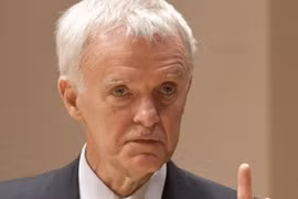 Cựu thượng nghị sĩ Mỹ Bob Kerrey. Ảnh: AP