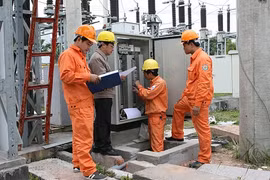 EVN vẫn giữ thế độc quyền người mua điện. 