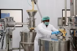 Ngành dược thế giới lo theo đại dịch ở Ấn Độ