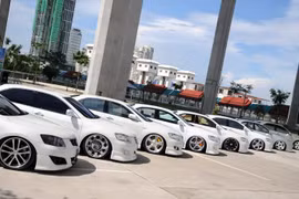 Xe Thái Lan nhập khẩu về Việt Nam đang độc chiếm thị trường.
