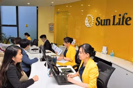 Sun Life Việt Nam làm ăn thế nào?