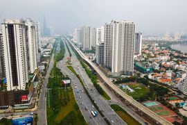 Đại gia địa ốc nặng gánh nợ vay