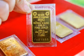 Bác tin đồn ngưng giao dịch vàng miếng SJC