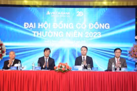 Đoàn Chủ tọa điều hành Đại hội đồng cổ đông thường niên 2023 của VietABank