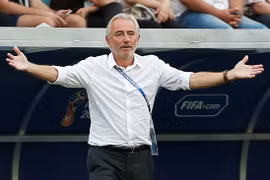 Tương lai của HLV Bert Van Marwijk đang bị ảnh hưởng sau trận thua trước Thái Lai. Và tối nay ông cần một thành tích tốt trước Việt Nam.