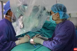 Ghép nối thành công, người đàn ông bị vợ cắt “của quý” đã ra viện
