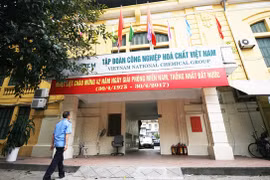 Vinachem đang phải nỗ lực để thu hồi vốn nhà nước tại dự án đầu tư hơn 522 triệu USD ở Lào. Trong ảnh: trụ sở Vinachem - Ảnh: NAM TRẦN