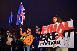 Quốc hội Anh bác bỏ thỏa thuận Brexit của Thủ tướng