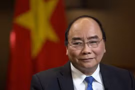 Thủ tướng Chính phủ Nguyễn Xuân Phúc trong cuộc phỏng ván với Bloomberg TV (Nguồn: Bloomberg)