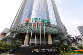 Lần thứ 3 VPBank lọt vào danh sách Top 10 DN tư nhân lớn nhất Việt Nam.