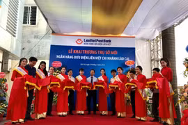 Lễ khai trương trụ sở mới của LienVietPostBank Lào Cai