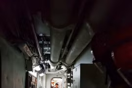 Bên trong siêu tàu sân bay USS Carl Vinson