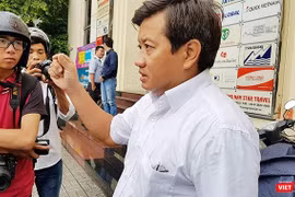 Ông Đoàn Ngọc Hải thời điểm đang xuống đường dẹp nạn lấn chiếm vỉa hè, lòng đường ở Q.1, TP.HCM. Thái độ kiên quyết của ông gây hiệu ứng đến nhiều địa phương ở TP.HCM và các tỉnh thành khác trong cả nước.