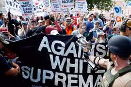 Một cuộc biểu tình của những người theo Antifa. Ảnh: Reuters.