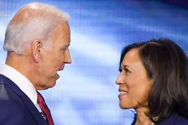 Truyền thông Mỹ gọi lựa chọn Thượng nghị sĩ Kamala Harris liên danh tranh cử của ông Joe Biden là "lựa chọn lịch sử" ( Ảnh: Getty)