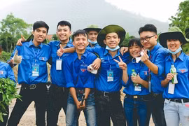 Bài thi mô tả việc quản lý quỹ chi tiêu eo hẹp trong chuyến đi tình nguyện của SV Vũ Minh Chiến - ĐH Bách Khoa Hà Nội đạt giải nhất.