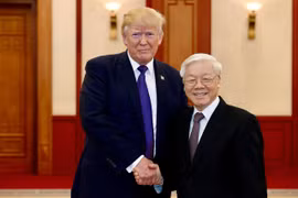 Tổng thống Mỹ Donald Trump đã hội kiến Tổng bí thư Nguyễn Phú Trọng vào lúc 11h tại Văn phòng Trung ương Đảng ở Hà Nội. Ảnh: Tuổi trẻ