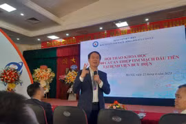 PGS.TS Nguyễn Mạnh Hùng - Viện trưởng Viện Tim mạch Việt Nam phát biểu tại hội thảo