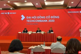 Ban chủ tọa phiên họp ĐHĐCĐ thường niên năm 2020 của Techcombank (Ảnh: P.D)