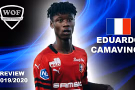 Eduardo Camavinga bất ngờ được tạp chí France Football bầu là Cầu thủ xuất sắc nhất lượt đi Ligue 1 mùa giải 2019 - 2020, khi mới 17 tuổi. Ảnh Rennes.