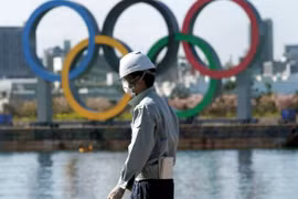 Duy nhất Thế vận hội Olympic 2020 là giải thể thao chưa bị tuyên bố hủy hoặc hoãn do đại dịch COVID-19. Ảnh CNN.