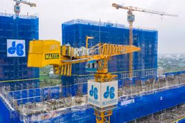 Xây dựng Hòa Bình và HAGL Agrico bị hủy niêm yết bắt buộc