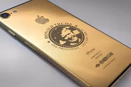 iPhone phiên bản mạ vàng hình ông Donald Trump