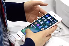 Vẫn sẽ có iPhone 7S và iPhone7S Plus vào năm sau với một ít thay đổi so với bản hiện tại ẢNH: AFP