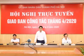 Ông Nguyễn Đức Chung – Chủ tịch UBND TP. Hà Nội chủ trì hội nghị. Ảnh: Nguyễn Khánh 
