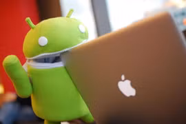 Apple đang tỏ ra yếu thế so với Google trong lĩnh vực thiết bị nhà thông minh