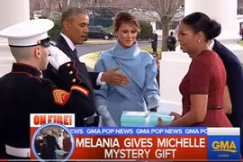 Truyền thông Mỹ tò mò về gói quà vợ ông Trump tặng vợ ông Obama