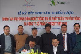 Toàn cảnh lễ ký hợp tác chiến lược của Trung tâm ứng dụng CNTT và phát triển Truyền thông số với Công ty CP Care Soft.