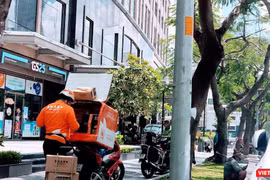 TP.HCM công bố dịch cấp đọo 2 tạm thời “thích ứng an toàn, linh hoạt, kiểm soát hiệu quả dịch bệnh Covid-19". Ảnh: Hoà Bình