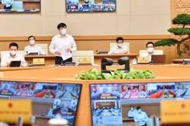Bộ trưởng Bộ Y tế Nguyễn Thanh Long báo cáo tại hội nghị sáng 29/5- Ảnh: VGP/Nhật Bắc