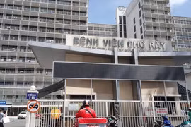 Bệnh viện Chợ Rẫy TP.HCM, một trong những bệnh viện chữa thận nổi tiếng của Việt Nam