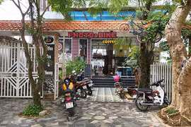Quán cà phê "Phượng Hoàng Lửa" - Photo and Bike Coffee