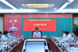 Ủy viên ủy ban kiểm tra không được để vợ, chồng, con lợi dụng chức vụ trục lợi