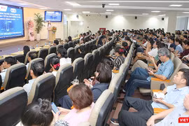 Quang cảnh Hội thảo “Đào tạo kỹ năng truyền thông dành cho chuyên gia y tế tạo ảnh hưởng xã hội” diễn ra tại TP Huế.