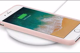 Apple đã trang bị tính năng sạc không dây cho iPhone 8, 8 Plus và X. (Ảnh: How to Geek)