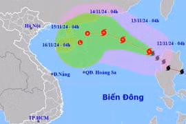 Bão số 8 - Toraji giật cấp 12 trên Biển Đông