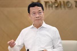 Bộ trưởng Bộ Thông tin Truyền thông Nguyễn Mạnh Hùng.
